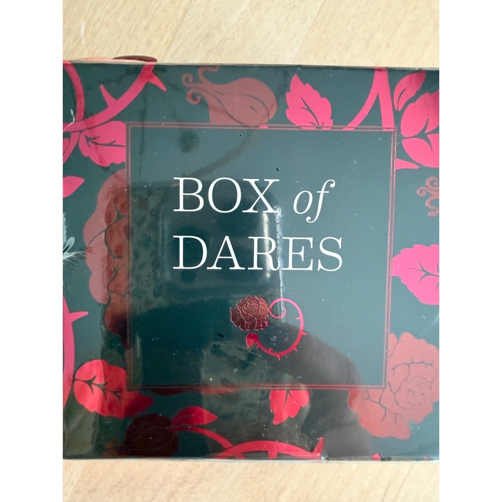 Chronicle Books Box of Dares 100 Sexy‎ Prompts for Couples Adult Card Game New